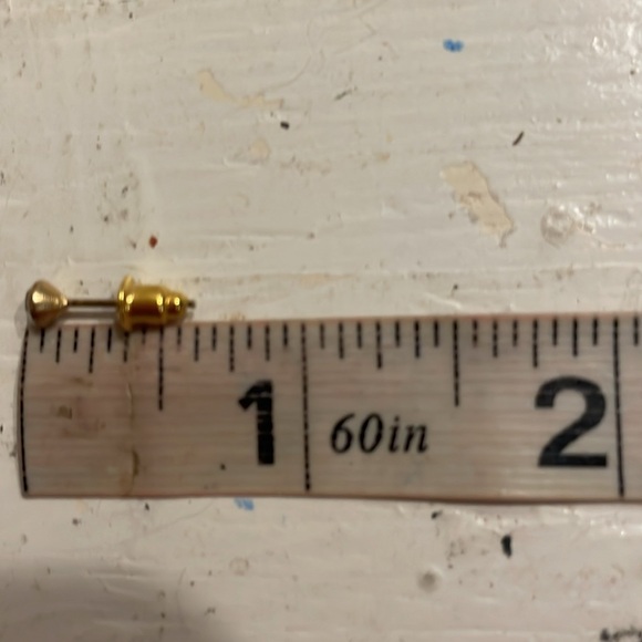 0.5” gold tone prong set crystal stud earrings in hypoallergenic posts - Picture 8 of 9